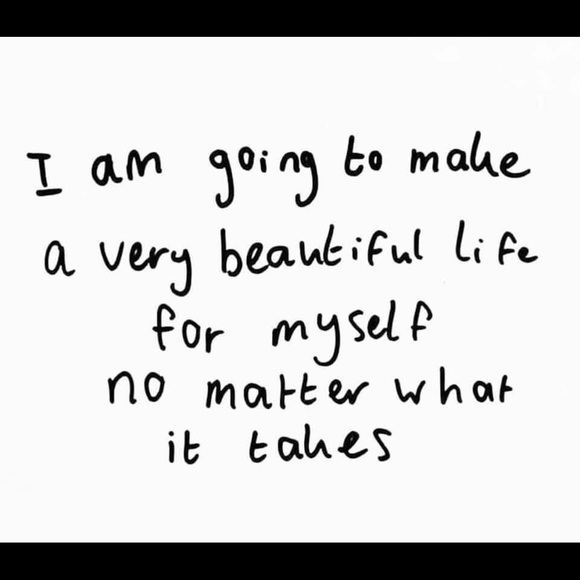 Meet your Posher, Claire - Picture 1 of 1